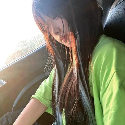 巴黎时装周 海报